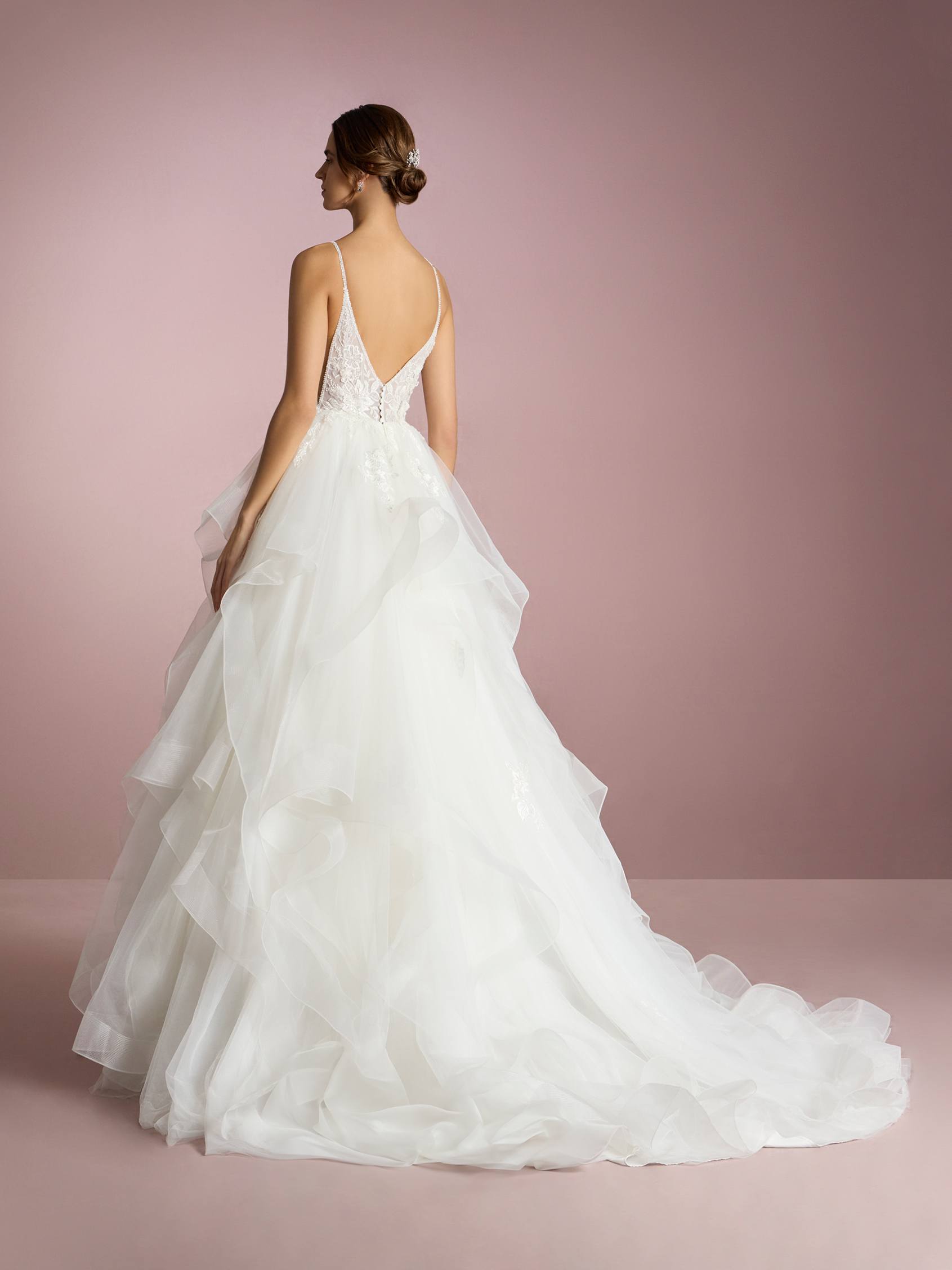 洋書 Brides in Bloom by Taivo Piller Audra Floral Print Chiffon Gown-IV/BK | Tadashi Shoji