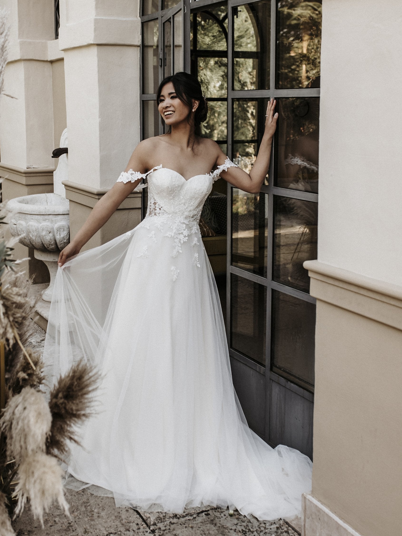 CHARM Strapless Aline wedding dress White One