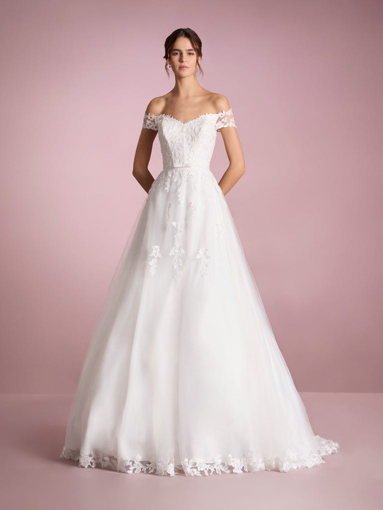 Long Sleeve Wedding Dress Off White Ivory Wedding Dresses Lace