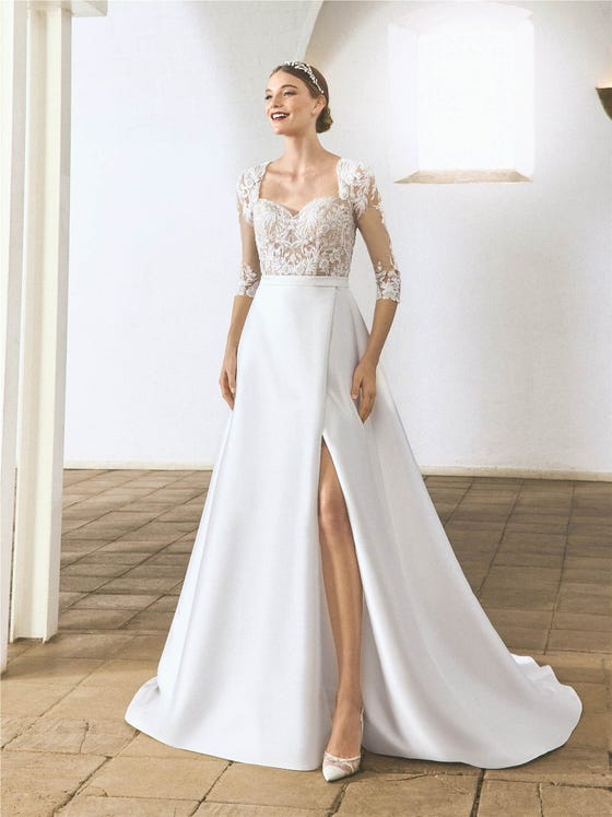 Front A-line wedding dress with sweetheart neckline, 3/4 sleeves in mikado RUIZ.