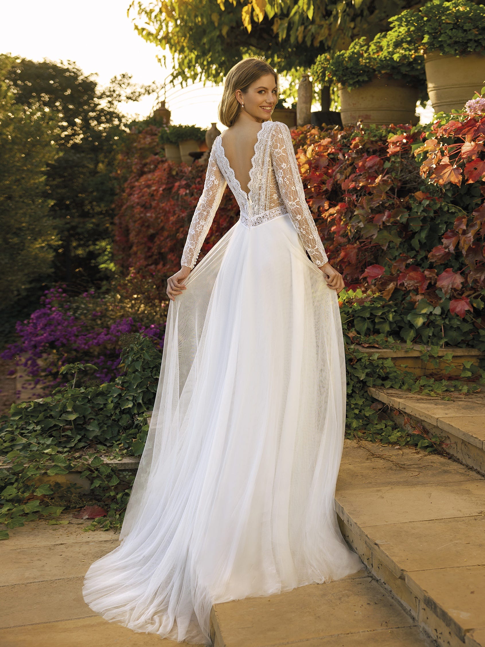 Elegant White Floral Lace Mermaid Spring Wedding Dress Long Sleeves V- –  misshow.com