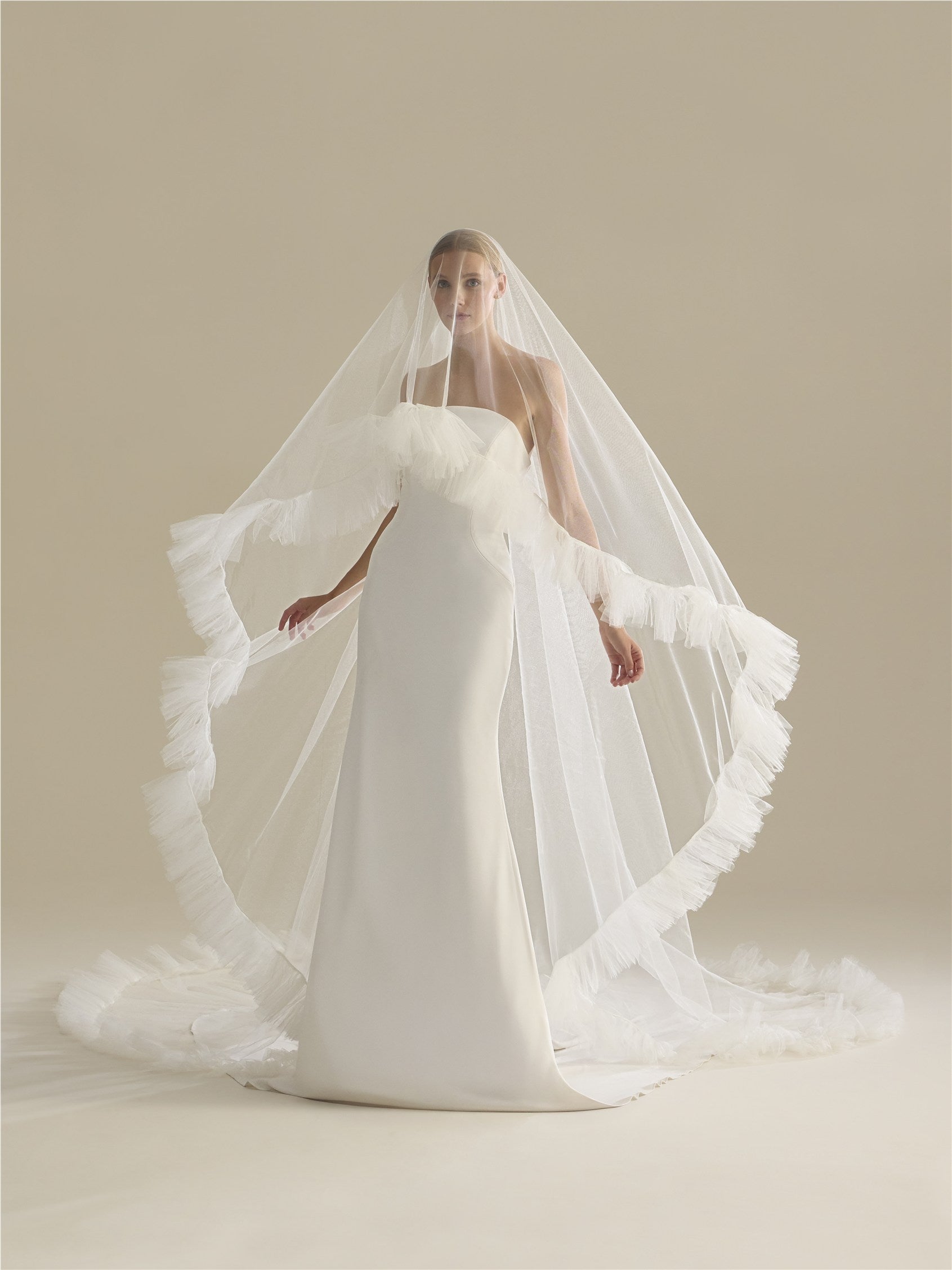 Front bridal veil in tulle V-LA62