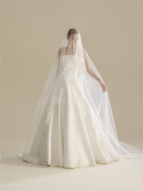 Front bridal veil in tulle V-LA76